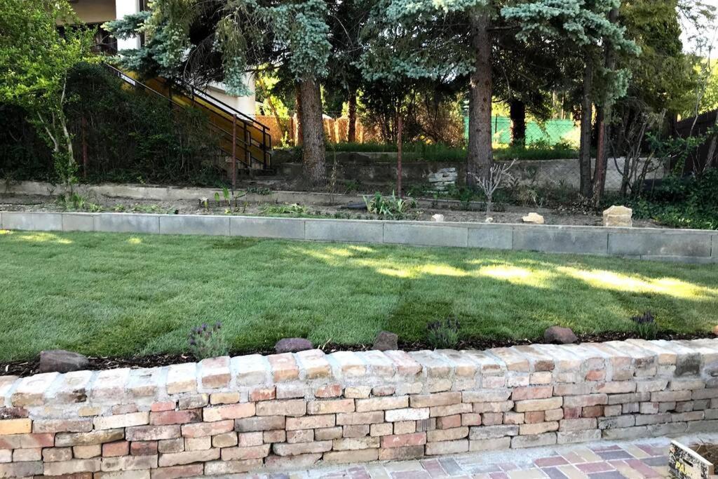 'New' Sunkissed Villa On The Old Hill Balatonalmadi Exterior photo